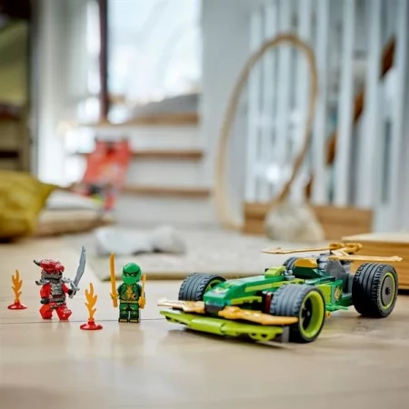 Конструктор LEGO NINJAGO Автомобиль для гонок Ллойда с инерционным двигателем 181 деталь Конструктор LEGO NINJAGO Автомобиль для гонок Ллойда с инерционным двигателем 181 деталь
