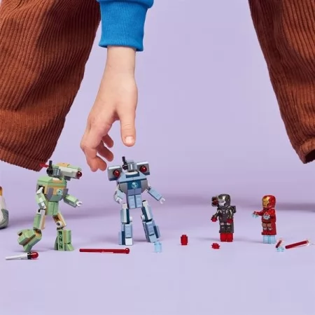 Конструктор LEGO Super Heroes Залізна людина та Бойова Машина проти Хаммер Дронів 204 деталі