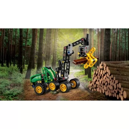 Конструктор LEGO Technic Колісний комбайн John Deere 1470H 117 Деталей