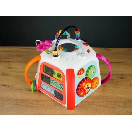 Розвивальний мультибокс WToys 94705 зі світлом і звуком Розвивальний мультибокс WToys 94705 зі світлом і звуком