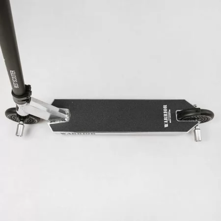 Самокат трюковый Best Scooter Warrior Т-30401 с пегами Самокат трюковый Best Scooter Warrior Т-30401 с пегами