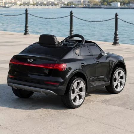 Детский электромобиль Джип Audi Q8 e-tron Sportback Bambi M 4806EBLR-2 черный, 2 мотора по 30W, EVA, кожа, MP3, USB, Bluetooth Детский электромобиль Джип Audi Q8 e-tron Sportback Bambi M 4806EBLR-2 черный, 2 мотора по 30W, EVA, кожа, MP3, USB, Bluetooth