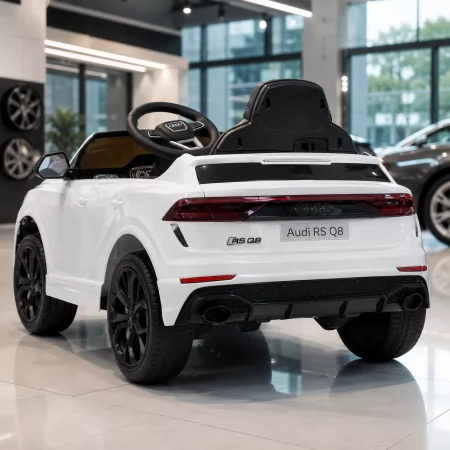 Детский электромобиль Джип Bambi Audi RS Q8 M 4569 EBLR-1 белый, 2 мотора по 35W, EVA, кожа, MP3, USB, Bluetooth