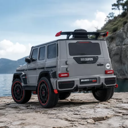 Детский электромобиль Джип Mercedes-AMG G 63 Brabus Rocket 900 M 6257EBLR-11 серый, Гелендваген, 4 мотора по 35W, EVA, кожаное сиденье, MP3, USB, Bluetooth Детский электромобиль Джип Mercedes-AMG G 63 Brabus Rocket 900 M 6257EBLR-11 серый, Гелендваген, 4 мотора по 35W, EVA, кожаное сиденье, MP3, USB, Bluetooth