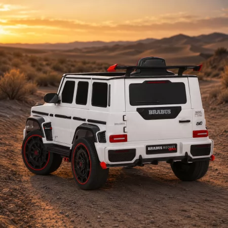 Дитячий електромобіль Джип Mercedes-AMG G 63 Brabus Rocket 900 M 6257EBLR-1 білий, Гелендваген, 4 мотори по 35W, EVA, екошкіра, MP3, Bluetooth Дитячий електромобіль Джип Mercedes-AMG G 63 Brabus Rocket 900 M 6257EBLR-1 білий, Гелендваген, 4 мотори по 35W, EVA, екошкіра, MP3, Bluetooth