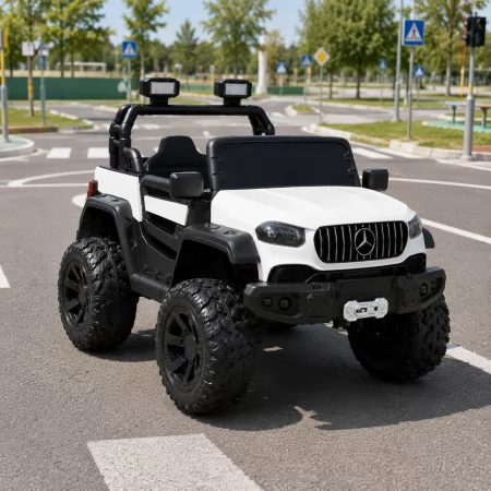 Дитячий електромобіль Джип Mercedes-Benz AMG M 5898 EBLR-1 білий, 4 мотори по 25W, EVA, шкіра, MP3, USB, Bluetooth