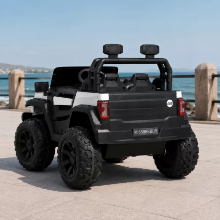 Дитячий електромобіль Джип Mercedes-Benz AMG M 5898 EBLR-1 білий, 4 мотори по 25W, EVA, шкіра, MP3, USB, Bluetooth