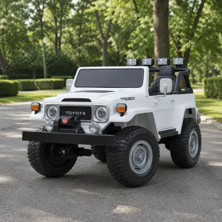 Детский электромобиль Джип Toyota Land Cruiser FJ40 Bambi M 4968 EBLR-1 двухместный белый, 4 мотора по 80W, EVA, кожа, USB, Bluetooth, свет Детский электромобиль Джип Toyota Land Cruiser FJ40 Bambi M 4968 EBLR-1 двухместный белый, 4 мотора по 80W, EVA, кожа, USB, Bluetooth, свет