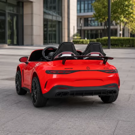 Детский электромобиль Mercedes-AMG GT R Roadster M 6313EBLR-3 красный, двухместный, 4 мотора по 200W, EVA, кожа, MP3, Bluetooth
