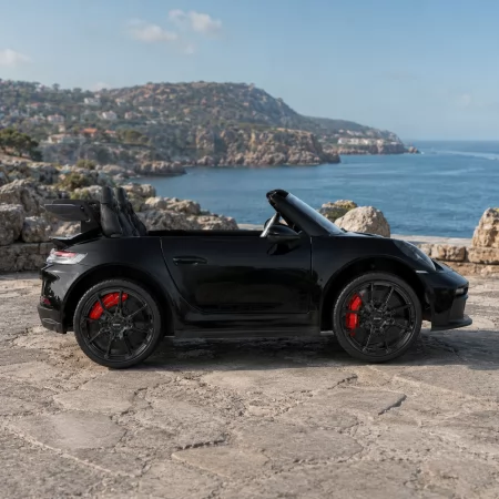Детский электромобиль Porsche 911 GT3 RS M 6111EBLR-6 желтый, двухместный, 2 мотора по 320W, EVA, кожа, Bluetooth, MP3