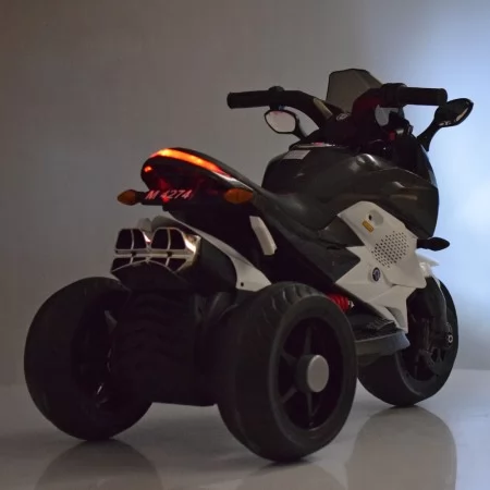 Детский мотоцикл BMW K1300S Bambi M 4274EL-3, красный, 2 мотора по 35W, EVA, кожа, MP3, USB, TF Детский мотоцикл BMW K1300S Bambi M 4274EL-3, красный, 2 мотора по 35W, EVA, кожа, MP3, USB, TF