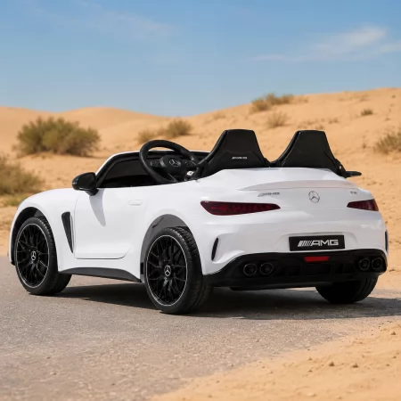 Двухместный детский электромобиль Mercedes-AMG GT R Roadster M 6315EBLR-1 белый, 2 мотора по 320W, EVA, кожа, Bluetooth, MP3