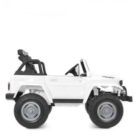 Детский электромобиль Джип Toyota Land Cruiser FJ40 Bambi M 4968 EBLR-1 двухместный белый, 4 мотора по 80W, EVA, кожа, USB, Bluetooth, свет Детский электромобиль Джип Toyota Land Cruiser FJ40 Bambi M 4968 EBLR-1 двухместный белый, 4 мотора по 80W, EVA, кожа, USB, Bluetooth, свет