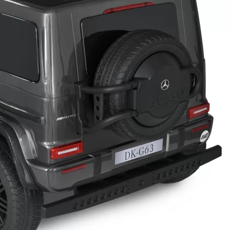 Детский электромобиль Джип M 5880 EBLRS-11 (24V) Mercedes Гелендваген, двухместный, серебристый Детский электромобиль Джип M 5880 EBLRS-11 (24V) Mercedes Гелендваген, двухместный, серебристый