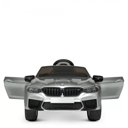 Дитячий електромобіль BMW M5 Bambi M 4791EBLRS-11 сірий, автофарбування, 2 мотори по 35W, EVA, шкіра, MP3, USB, Bluetooth Дитячий електромобіль BMW M5 Bambi M 4791EBLRS-11 сірий, автофарбування, 2 мотори по 35W, EVA, шкіра, MP3, USB, Bluetooth