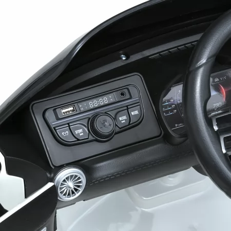 Детский электромобиль Mercedes-AMG SL 63 Roadster Bambi M 5098EBLR-1 двухместный, 4 мотора по 35W, EVA, кожа, MP3, USB, Bluetooth, белый