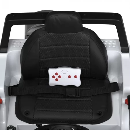 Детский электромобиль Bambi M 5101 EBLR-1 Toyota Land Cruiser, белый