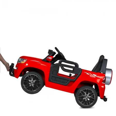 Детский электромобиль Bambi M 5101 EBLR-3 Toyota Land Cruiser, красный Детский электромобиль Bambi M 5101 EBLR-3 Toyota Land Cruiser, красный