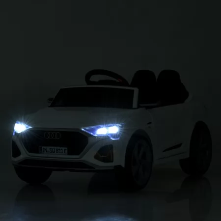 Детский электромобиль Bambi M 5899 EBLR-1 Audi SQ8, белый