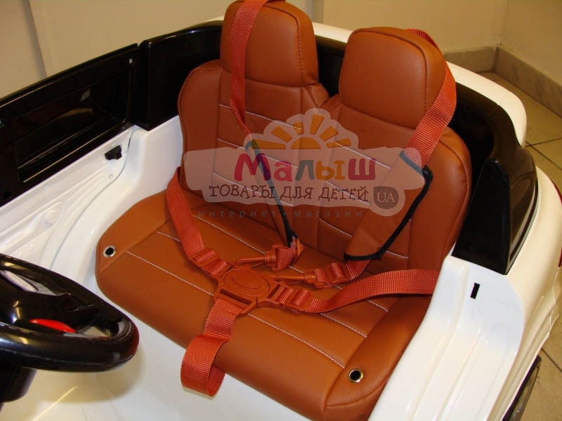 Bambi M 3557 EBLR-1 Porsche Cayenne кожаное сиденье